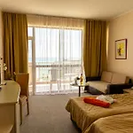 Hotel Berlin Park 4*