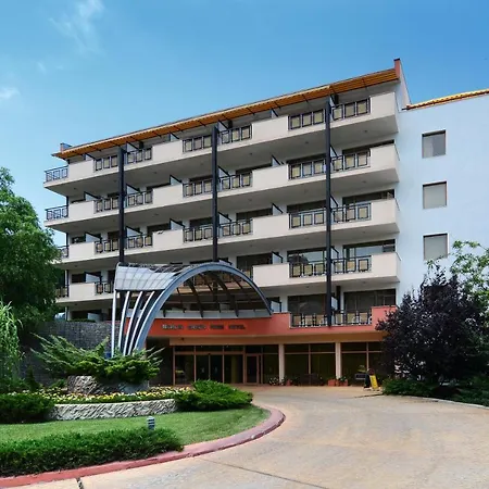 Berlin Park Golden Sands