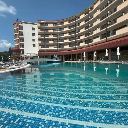Berlin Park 4*