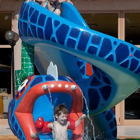 Berlin Park Ξενοδοχείο 4*