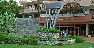 Berlin Park Golden Sands