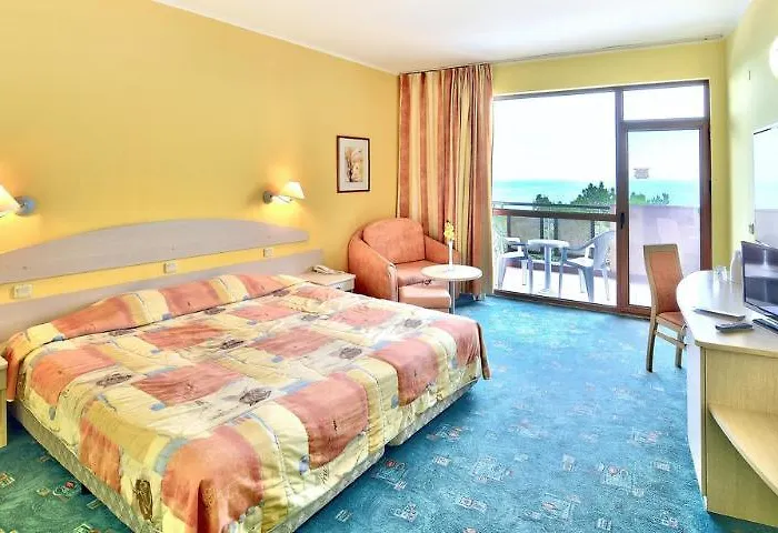 호텔 Berlin Park 4*